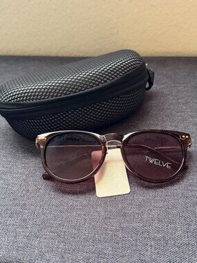 NWT Tortoise Round Sunglasses (with Free Case!)